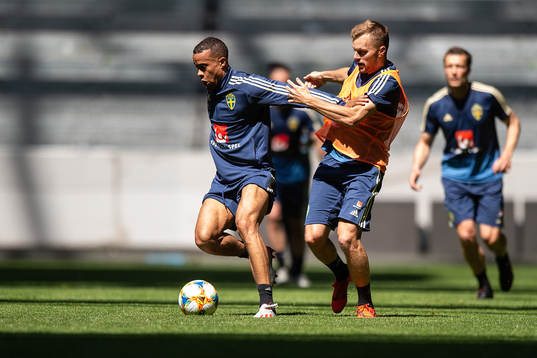 Robin Quaison and Sebastian Larsson of the Swedish national