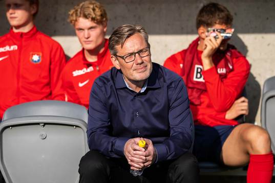 Örgrytes tränare Thomas Askebrand