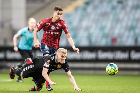 Syrianskas Martin Falkeborn och Örgrytes Fredrik Zanjanchi