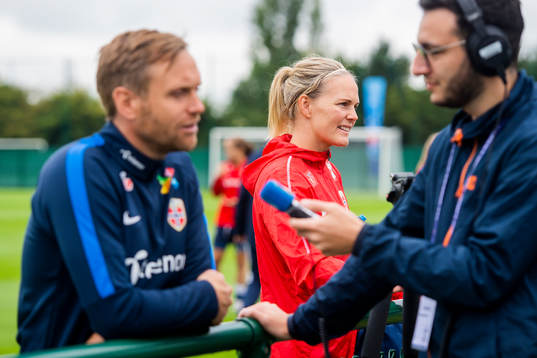 Martin Sjögren, head coach of Norway, and goalkeeper