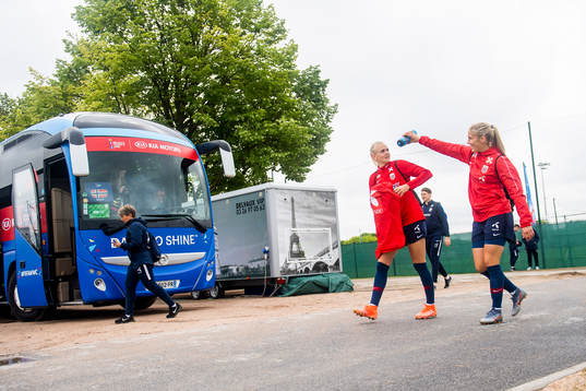 Karina Sævik and Emilie Nautnes of Norway