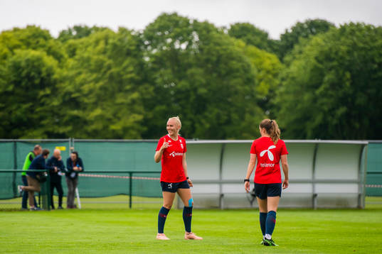 Maria Thorisdottir and Maren Nævdal Mjelde of Norway