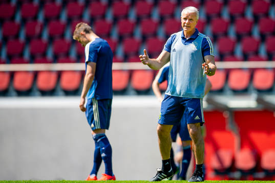 Roland Nilsson, head coach