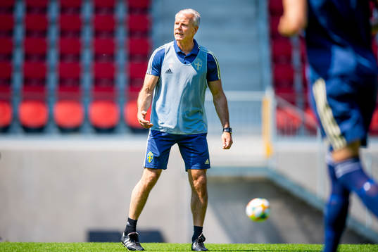 Roland Nilsson, head coach