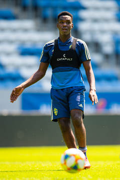 Joel Asoro