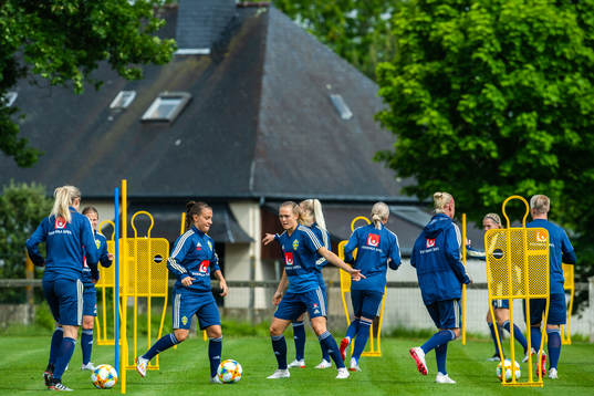 Players of Swedish women national football team