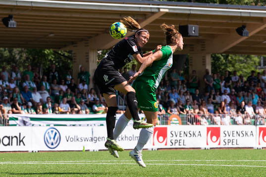 Umeås Jasmin Nejati och Hammarbys Fanny Johansson