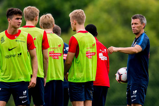 Gunnar Halle, head coach of Norway G19