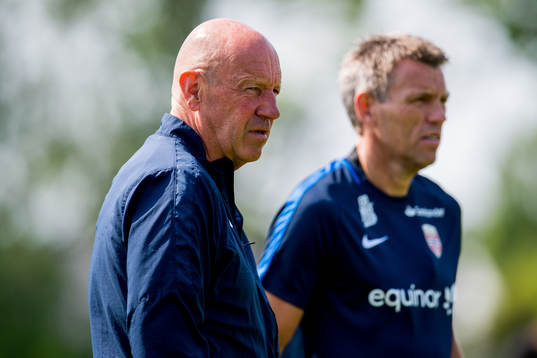 Nils Johan Semb and Gunnar Halle, head coach of Norway G19