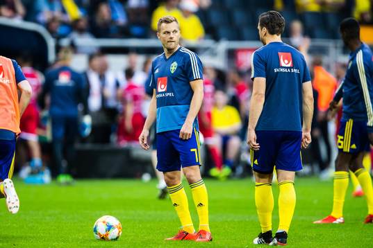 Sebastian Larsson of Sweden