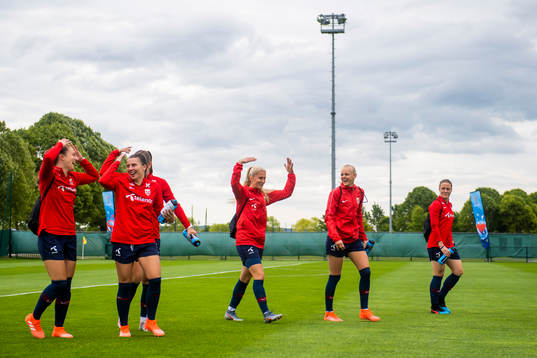 Vilde Bøe Risa, Cecilie Redisch Kvamme, Emilie Bosshard