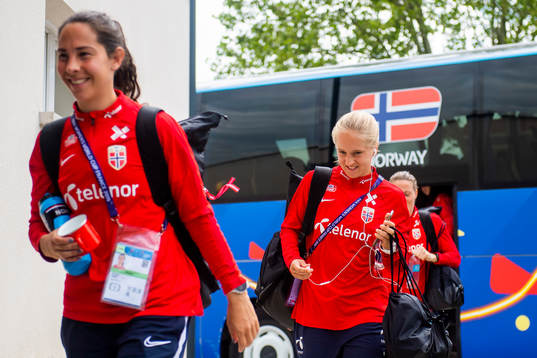 Ingrid Moe Wold and Amalie Vevle Eikeland of Norway