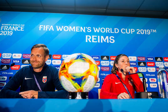 Martin Sjögren, head coach of Norway, and Maren Nævdal