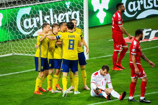 Viktor Claesson of Sweden celebrate with teammates