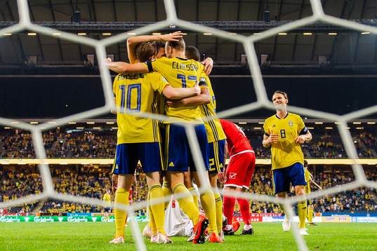 Viktor Claesson celebrate with Emil Forsberg and Albin Ekdal