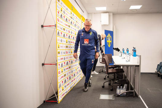 head coach Janne Andersson of Sweden attends a press
