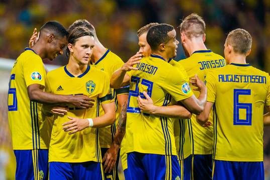 Alexander Isak of Sweden celebrate with Robin Quaison,
