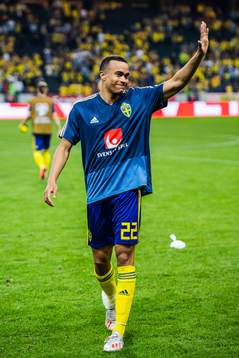 Robin Quaison of Sweden celebrates