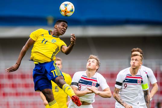 Joel Asoro of Sweden against Fredrik André Bjørkan of