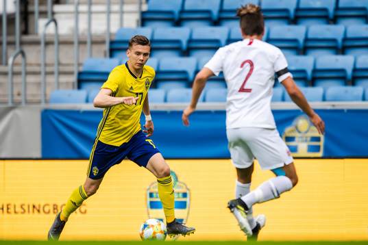 Jake Larsson of Sweden