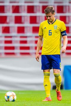 Mattias Svanberg of Sweden looks dejected