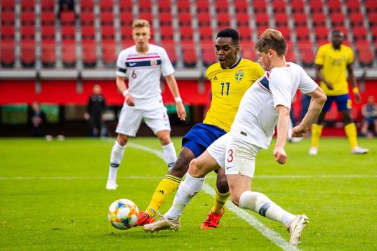 Joel Asoro of Sweden and Martin Ove Roseth of Norway