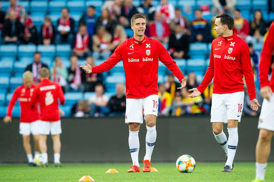 Markus Henriksen and Ole Kristian Selnæs of Norway