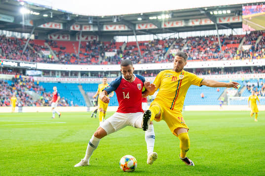 Omar Elabdellaoui of Norway and Gheorghe Grozav of Romania