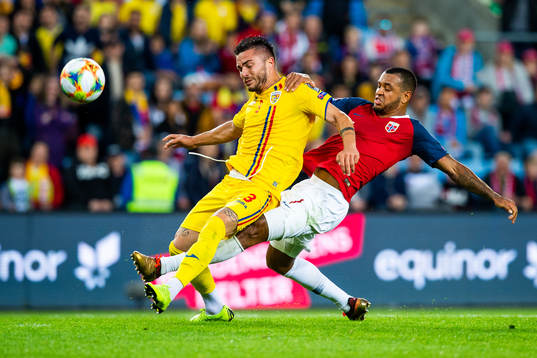 Alin Tosca of Romania and Joshua King of Norway