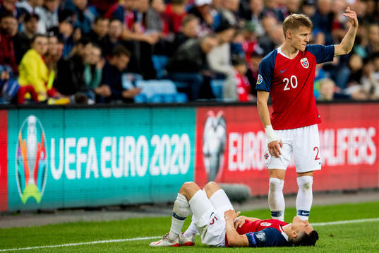 Tarik Elyounoussi and Martin Ødegaard of Norway