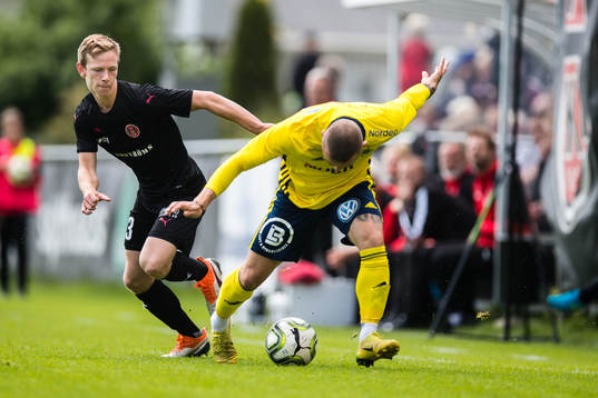 Hittarps Pelle Rosenlind och Ängelholms Filip Pivkovski