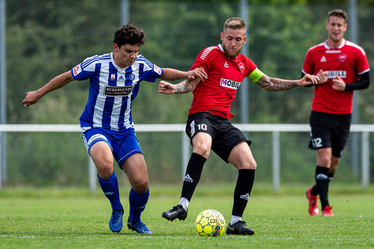 Tomelillas Joakim Persson och Limhamn Bunkeflos Jonathan