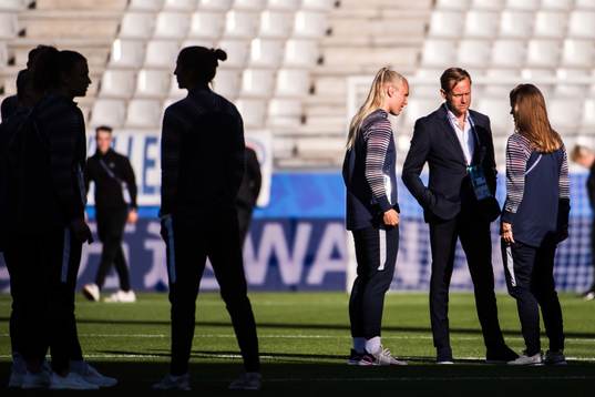 Maria Thorisdottir, Martin Sjögren, head coach and Maren