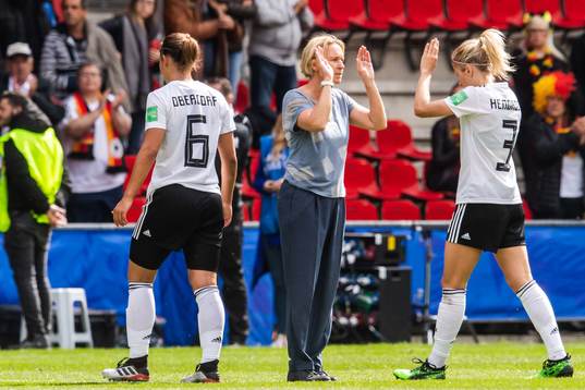 Martina Voss-Tecklenburg, Head coach celebrate with Lena