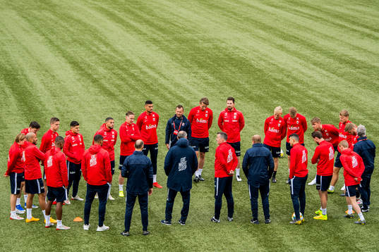 Players and coaching staff of Norway