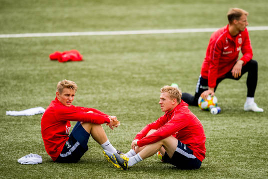 Martin Ødegaard and Mats Møller Dæhli of Norway