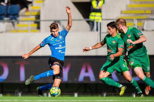 Halmstads Rasmus Wiedsheim-Paul mot Dalkurds Dillan Ismail
