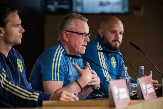 Albin Ekdal and head coach Janne Andersson of the Swedish