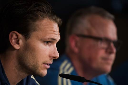 Albin Ekdal and head coach Janne Andersson of the Swedish