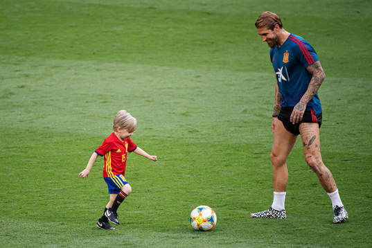 Sergio Ramos of the Spanish national football team with his