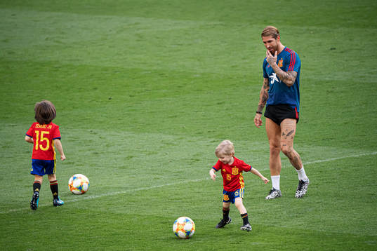 Sergio Ramos of the Spanish national football team with his