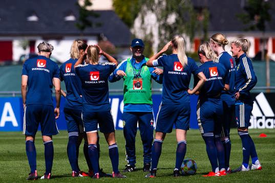 Peter Gerhardsson, Head coach of Swedish national women