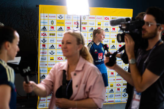 Kosovare Asllani and Stina Blackstenius of Swedish national