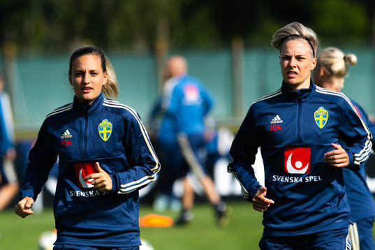 Nathalie Björn and Lina Hurtig of Swedish national women