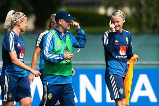 Peter Gerhardsson, Head coach and Nilla Fischer of Swedish