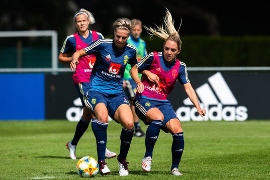 Lina Hurtig and Elin Rubensson of Swedish national women