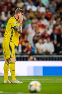 Pontus Jansson of Sweden in pain