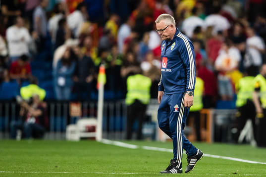 Head coach Janne Andersson of Sweden looks dejected