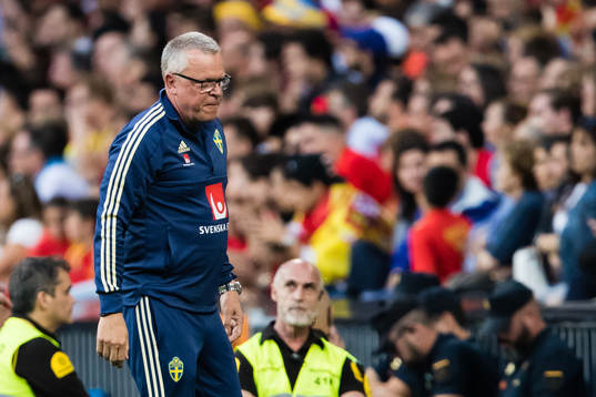 Head coach Janne Andersson looks dejected of Sweden