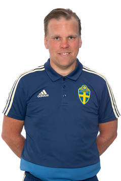 Bläddra bland fler bilder av Fotboll, Landslag, P17, Porträtt